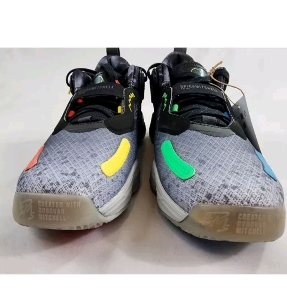 new Adidas men shoes XBOX sneakers GW3647 D.O.N Issue 3 GCA grey 9M / 10W $100 - Picture 3 of 4